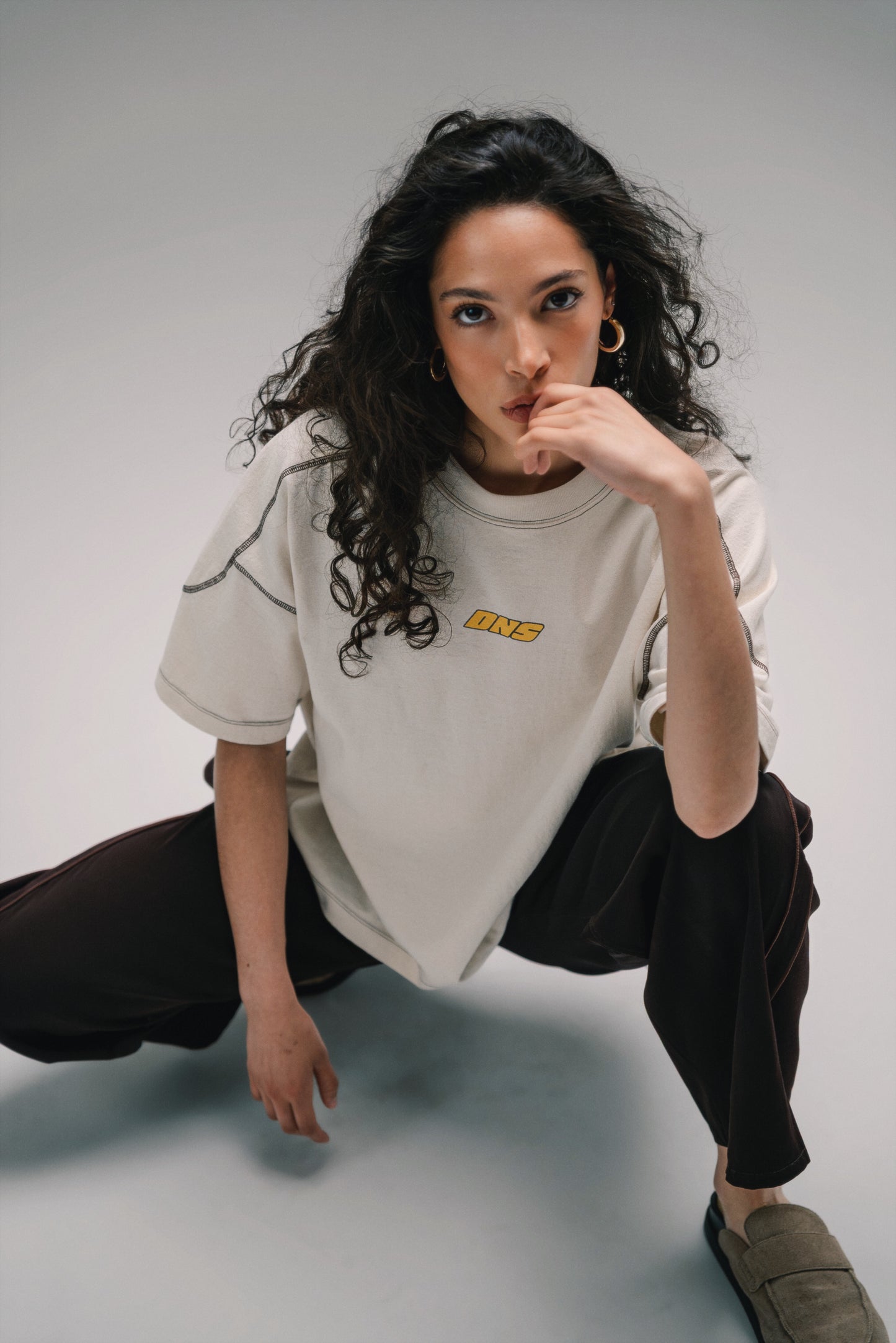 white t-shirt
