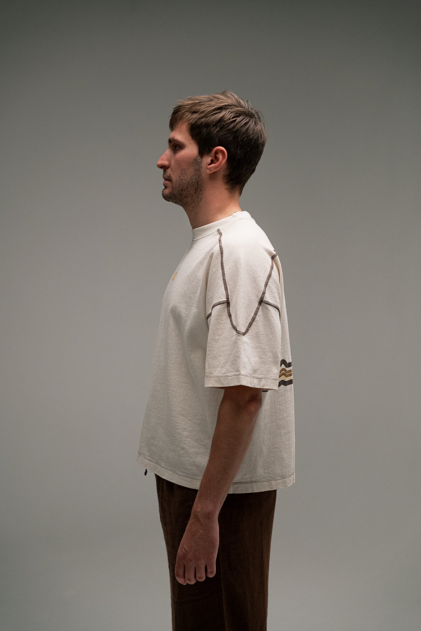 white t-shirt